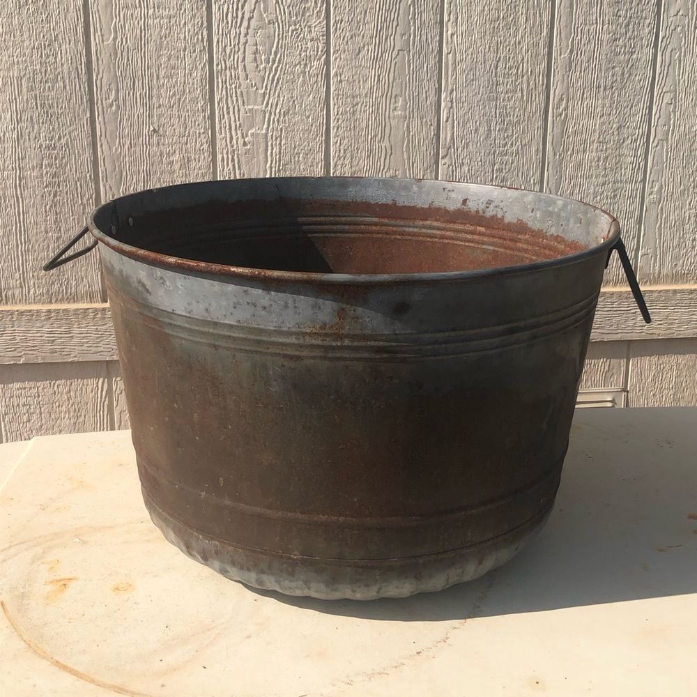 Vintage 17.5 Round Galvanized Wash Tub Farm Planter Cooler Decor Metal Round